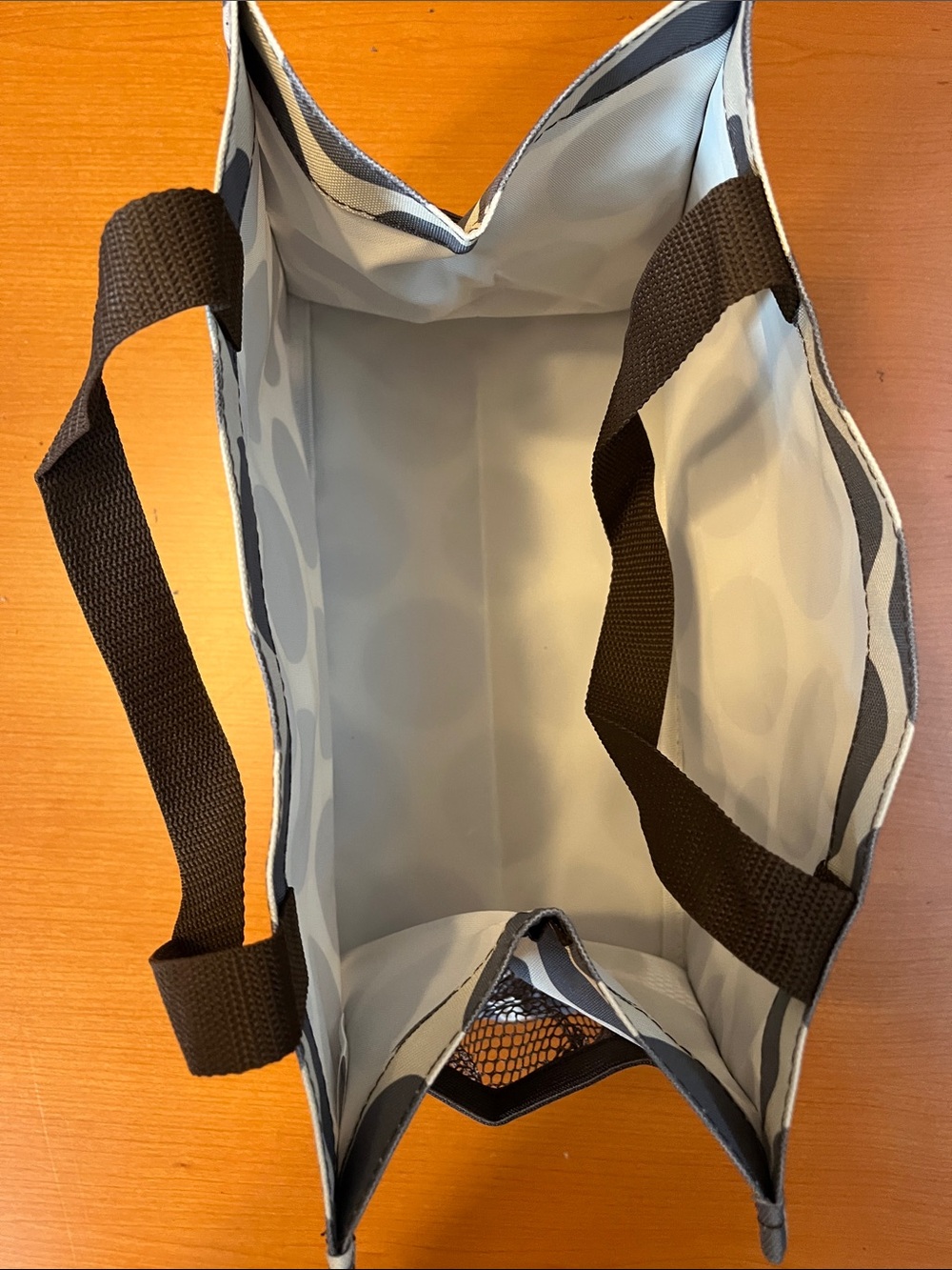 thirty-one Cream and Gray Polka Dot Tote - Picture 3 of 6